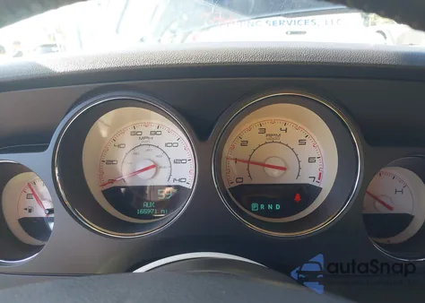 2013 Dodge Challenger Sxt z USA, uszkodzony, nr VIN 2C3CDYAG5DH591010